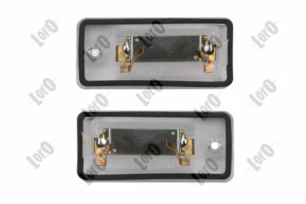 Do koszyka Lampa oświetlenia tylnej tablicy rejestracyjnej Audi A6 C6 4F2