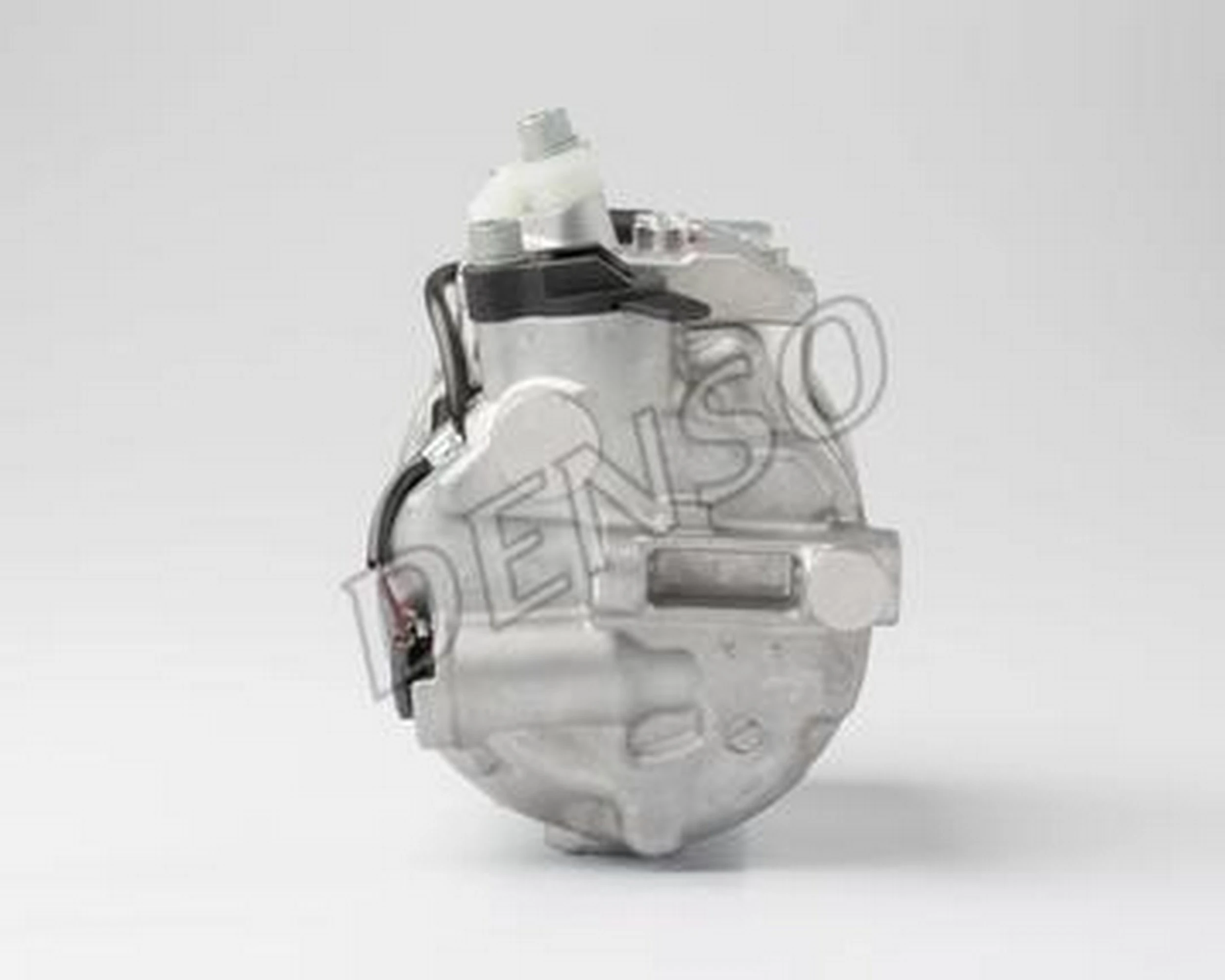 Do koszyka DCP17062 Denso Sprężarka klimatyzacji