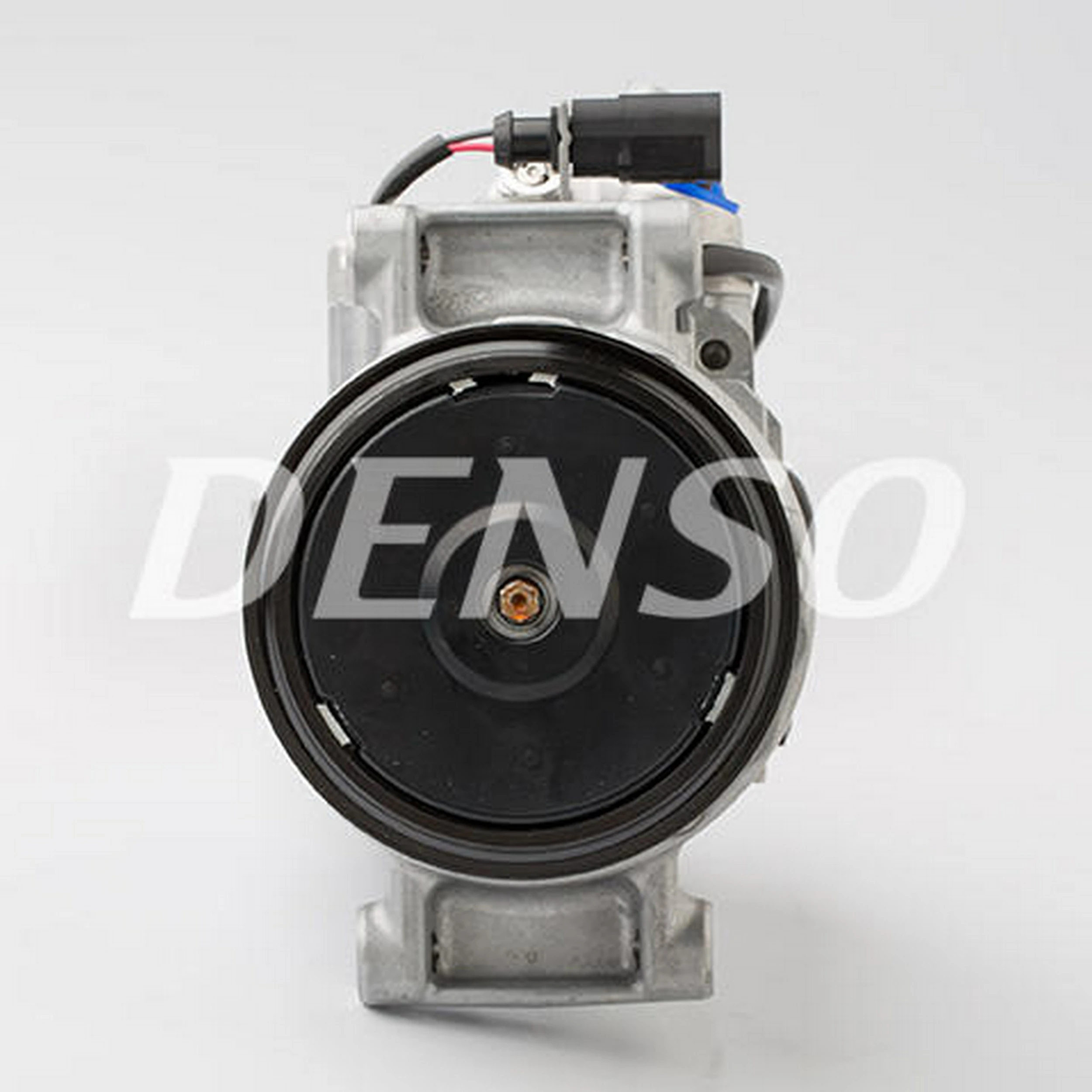 Sprężarka klimatyzacji Denso DCP02038 cena, od 179,31 USD