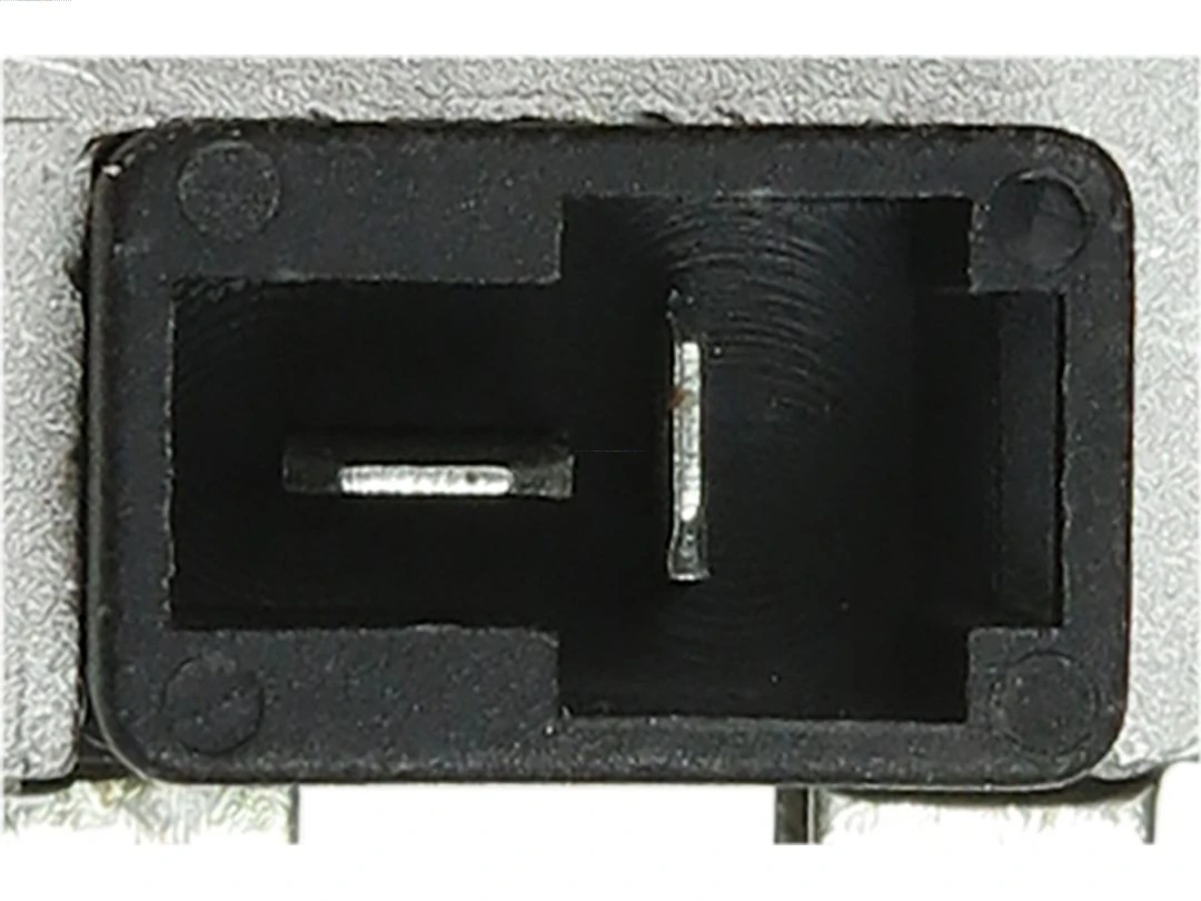 Do koszyka 0K62124520 Hyundai/Kia Regulator alternatora (przekaźnik ładowania)
