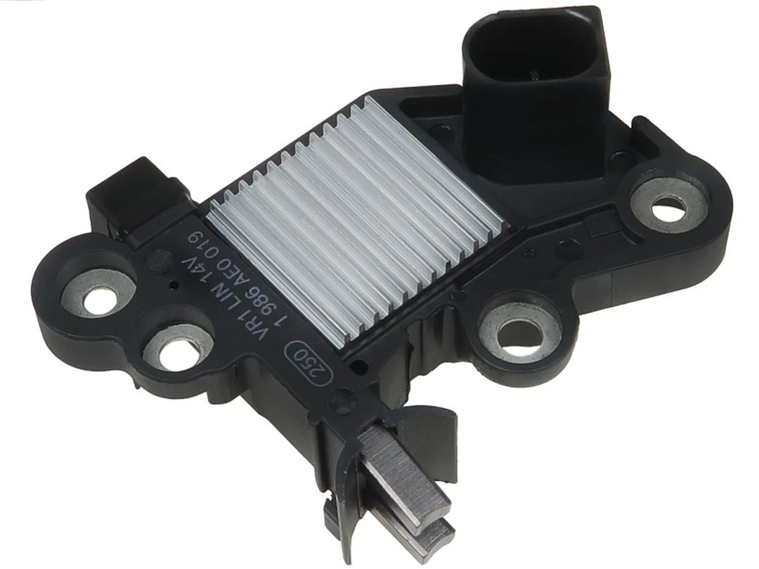  Regulator alternatora (przekaźnik ładowania) Volvo XC90 2