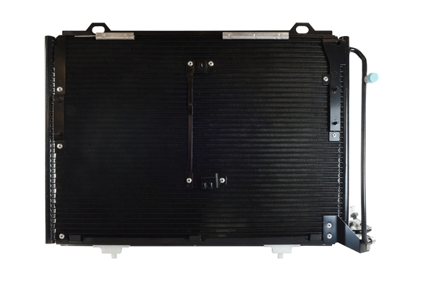 Chłodnica klimatyzacji Mercedes C sedana (W202) (1993 - 2000) cena, od 103,72 USD