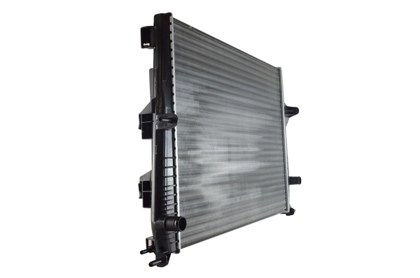 Do koszyka Chłodnica silnika Renault Fluence  B3