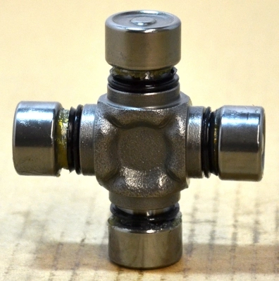 Krzyżak wału Cardana tylnego Ford Sierra 2 GBC,GBG