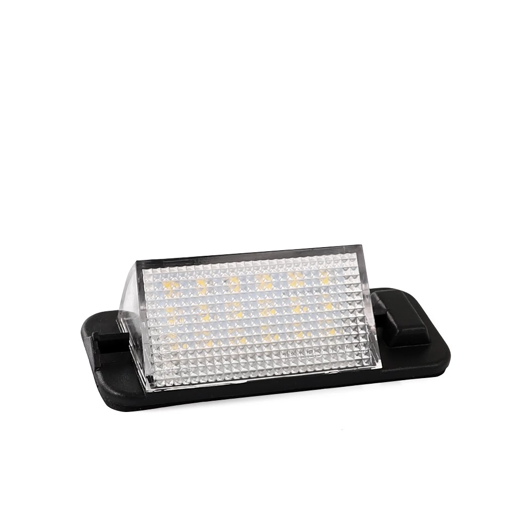 Do koszyka Lampa oświetlenia tylnej tablicy rejestracyjnej BMW 3  E36
