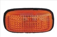 Powtarzacz kierunkowskazu na błotniku Nissan Almera 1 N15