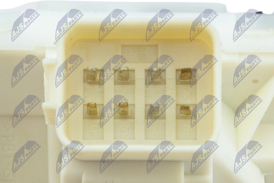 Zamek drzwi przednich lewych Ford Focus I