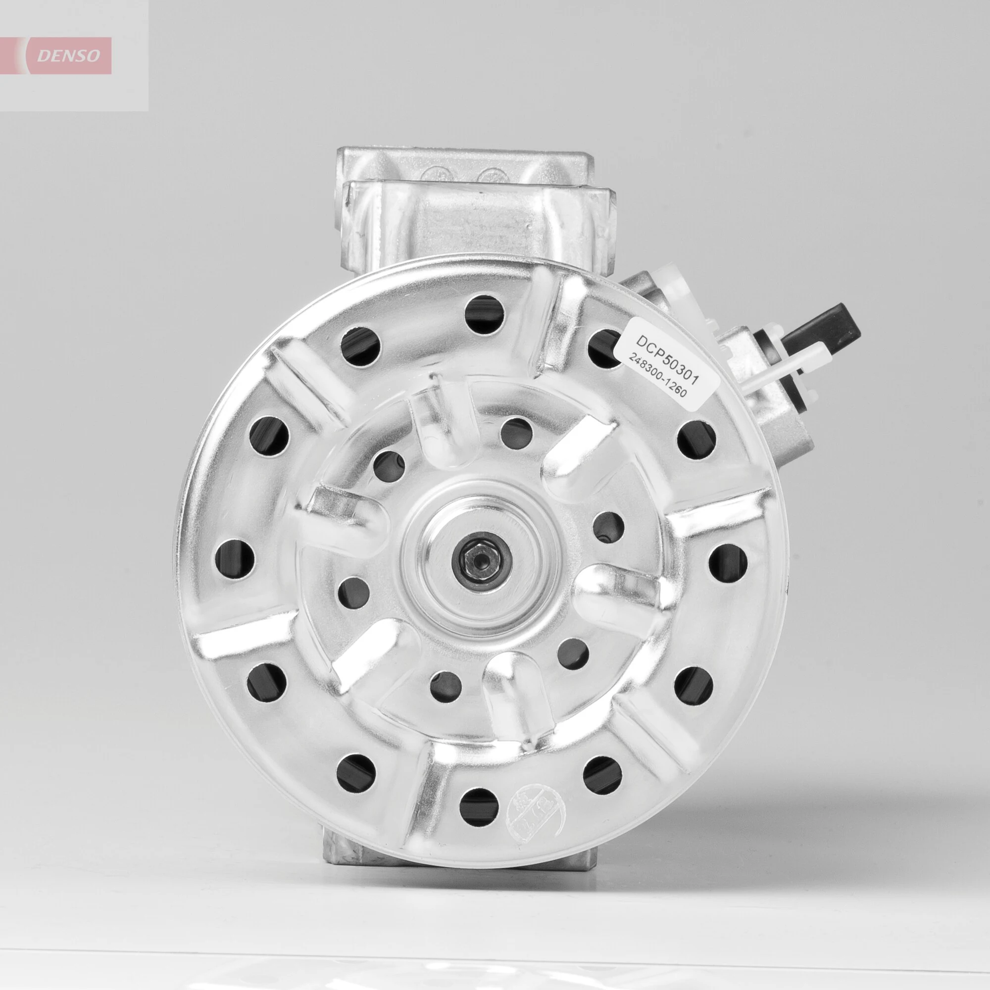 Sprężarka klimatyzacji Denso DCP50301 cena, od 350,12 USD