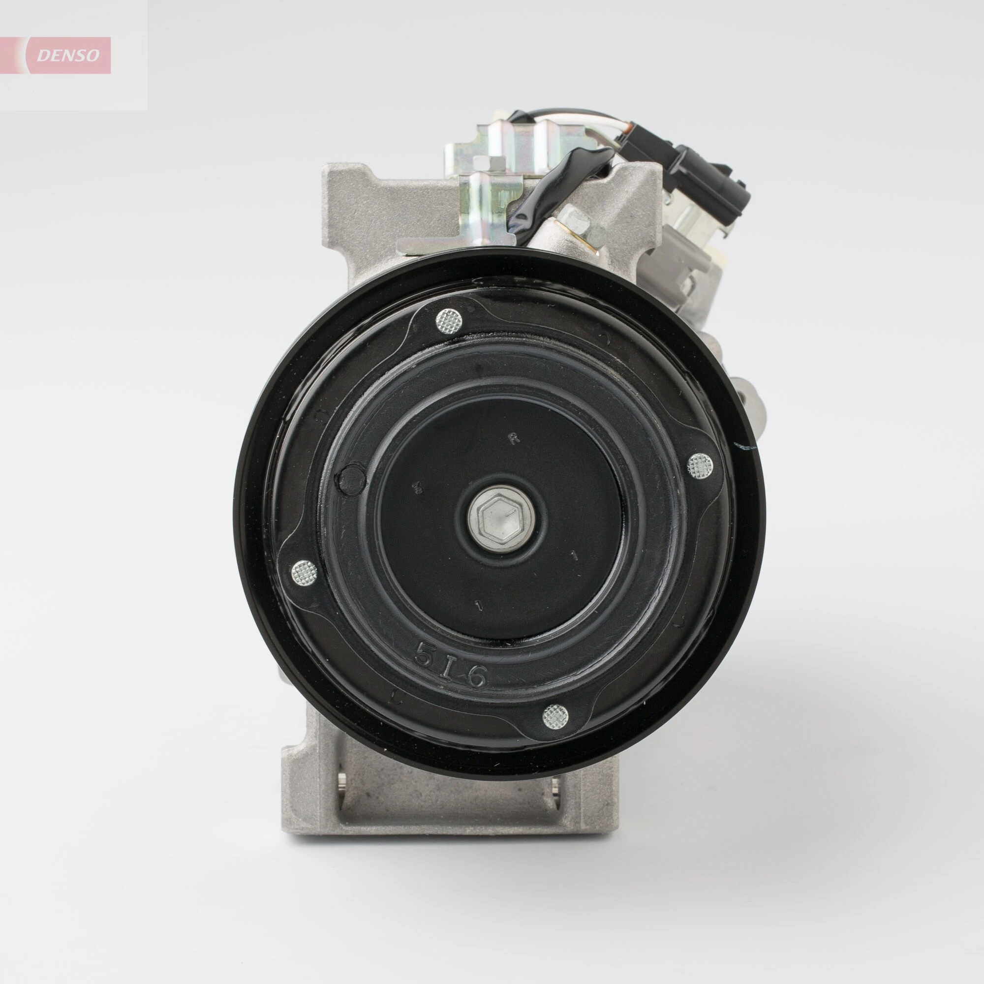 Sprężarka klimatyzacji Denso DCP23034 cena, od 389,10 USD