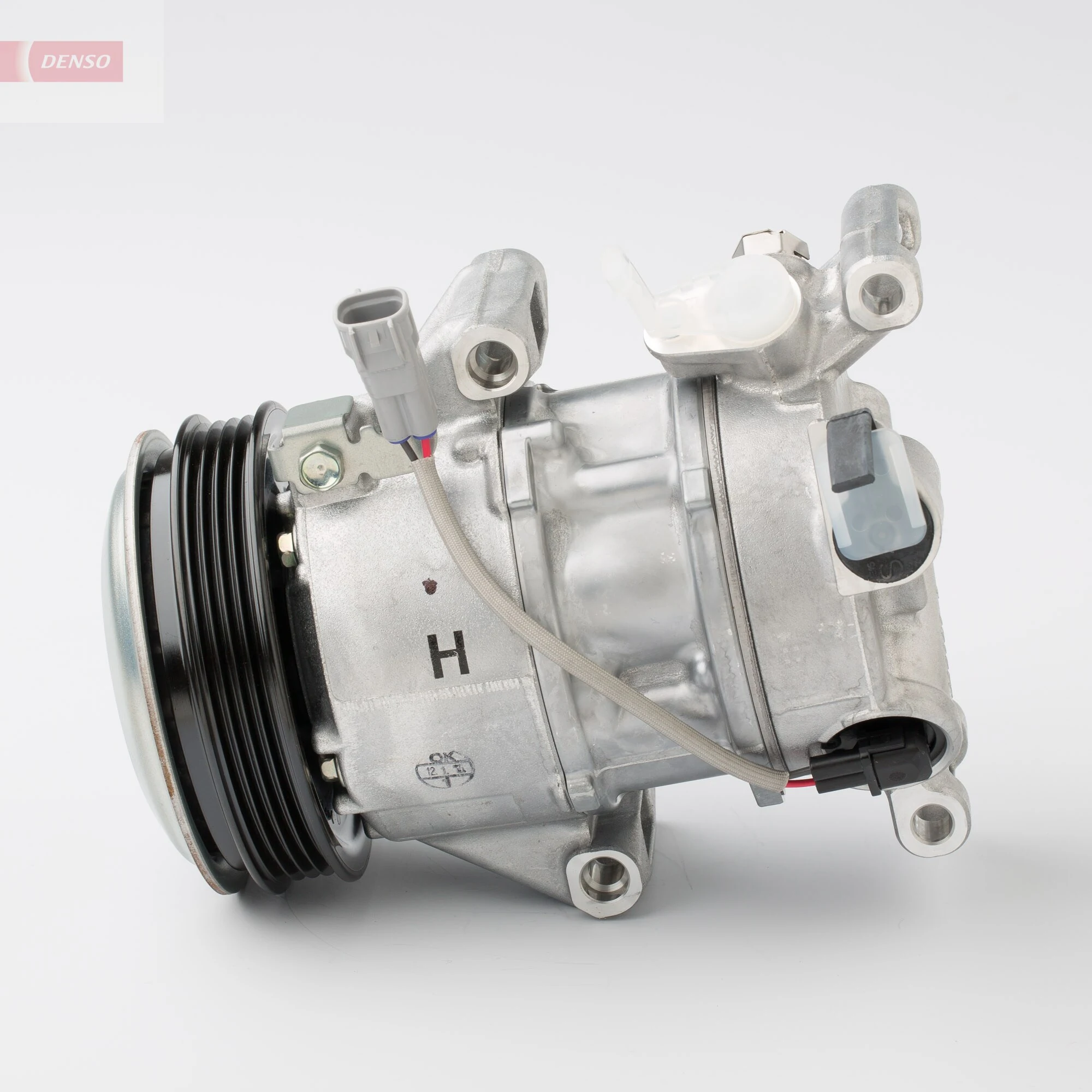 Do koszyka DCP50308 Denso Sprężarka klimatyzacji