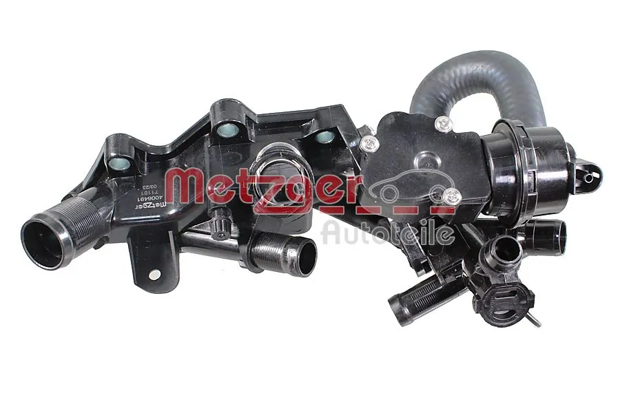 1106000Q1G Nissan/Infiniti Obudowa termostatu