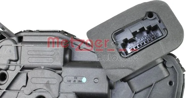 Do koszyka Zamek drzwi tylnych prawych Skoda Yeti  5L, 5L1, 5L2, 5L6, 5L7