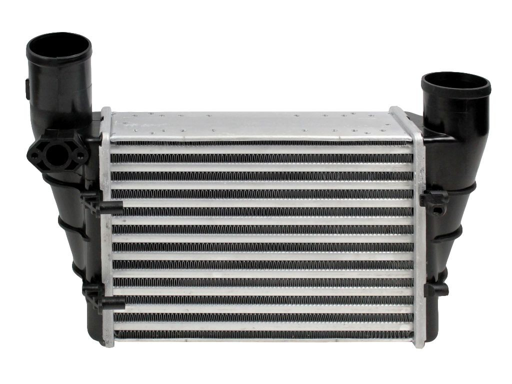Chłodnica intercoolera Audi A4 B5 sedana (8D2) (1994 - 2001) cena, od 44,78 USD