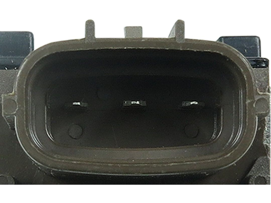 Do koszyka Regulator alternatora (przekaźnik ładowania) Land Rover Discovery III LR3