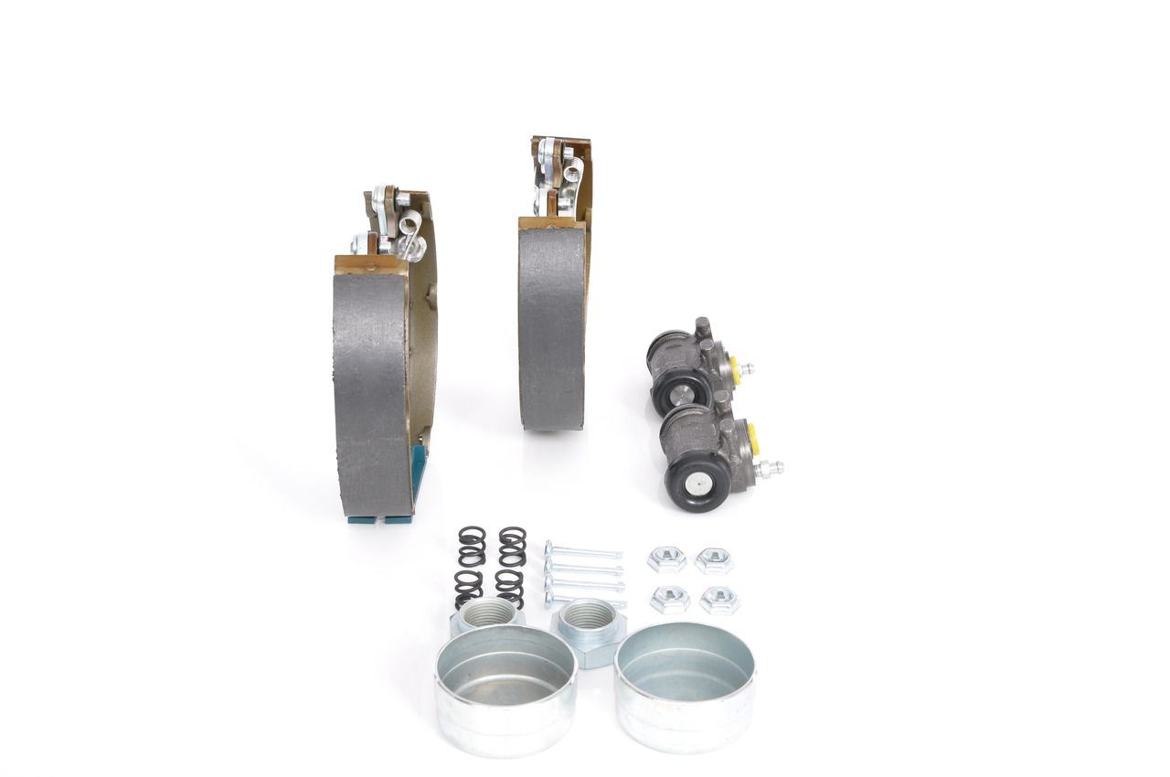 Klocki hamulcowe tylne bębnowe, kompletne z cylindrami, zestaw 0204114027 Bosch