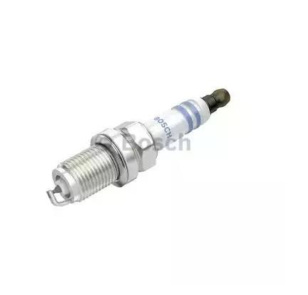 Świeca zapłonowa Bosch 0242240707 cena, od 17,52 USD