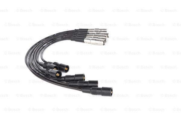Zestaw przewodów wysokiego napięcia Bosch 0986356302