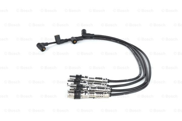 Zestaw przewodów wysokiego napięcia Bosch 0986356312 cena, od 47,10 USD