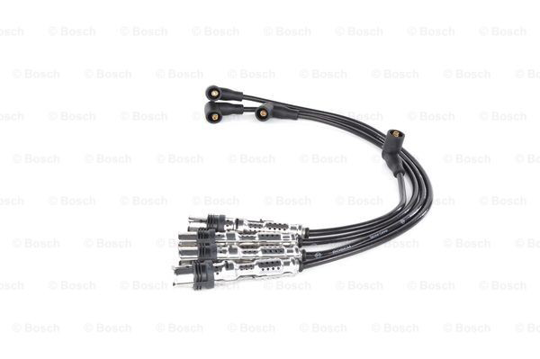 Zestaw przewodów wysokiego napięcia Bosch 0986356331 cena, od 39,29 USD
