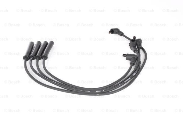 Zestaw przewodów wysokiego napięcia Bosch 0986356727 cena, od 32,19 USD