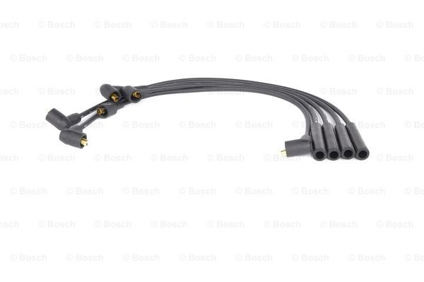 Zestaw przewodów wysokiego napięcia Bosch 0986356859 cena, od 38,35 USD