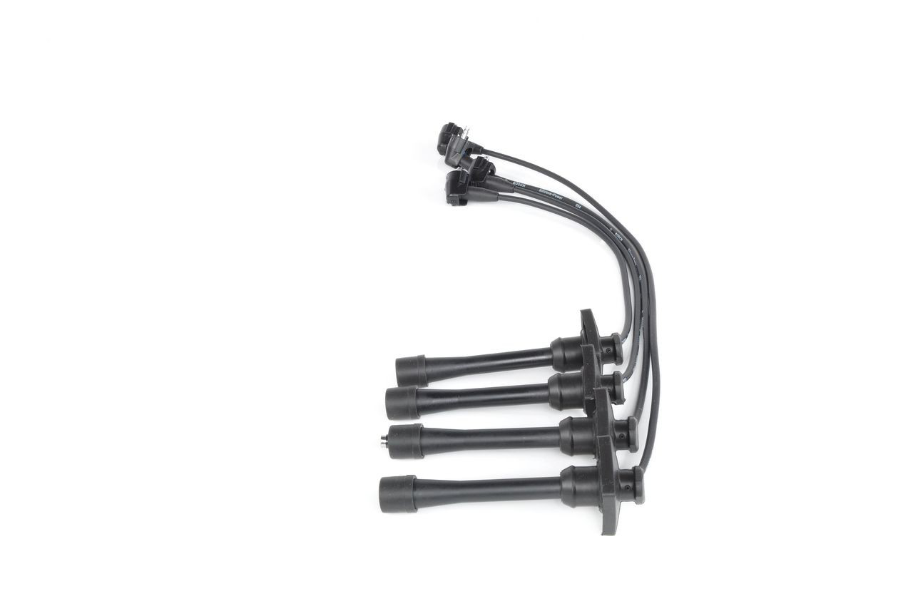 Zestaw przewodów wysokiego napięcia Bosch 0986356928 cena, od 46,79 USD