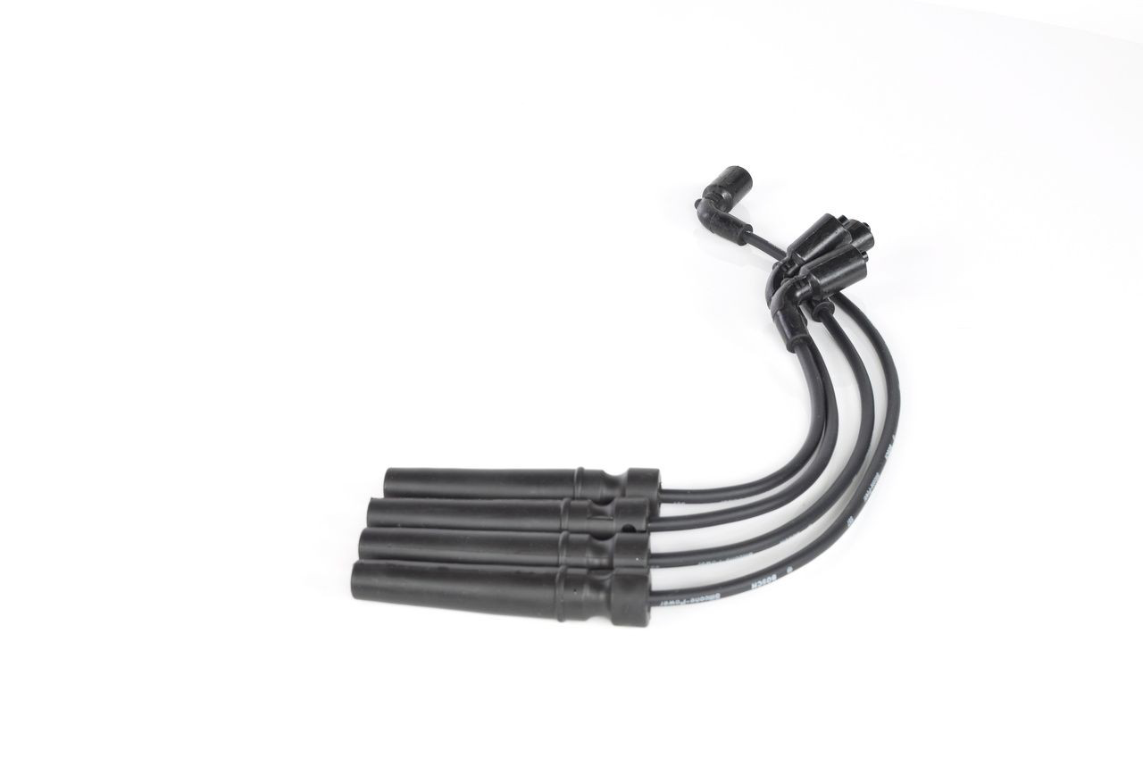 Zestaw przewodów wysokiego napięcia Bosch 0986356987 cena, od 18,69 USD