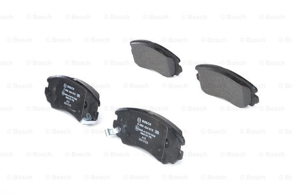 Do koszyka 0986424815 Bosch Klocki hamulcowe przednie tarczowe
