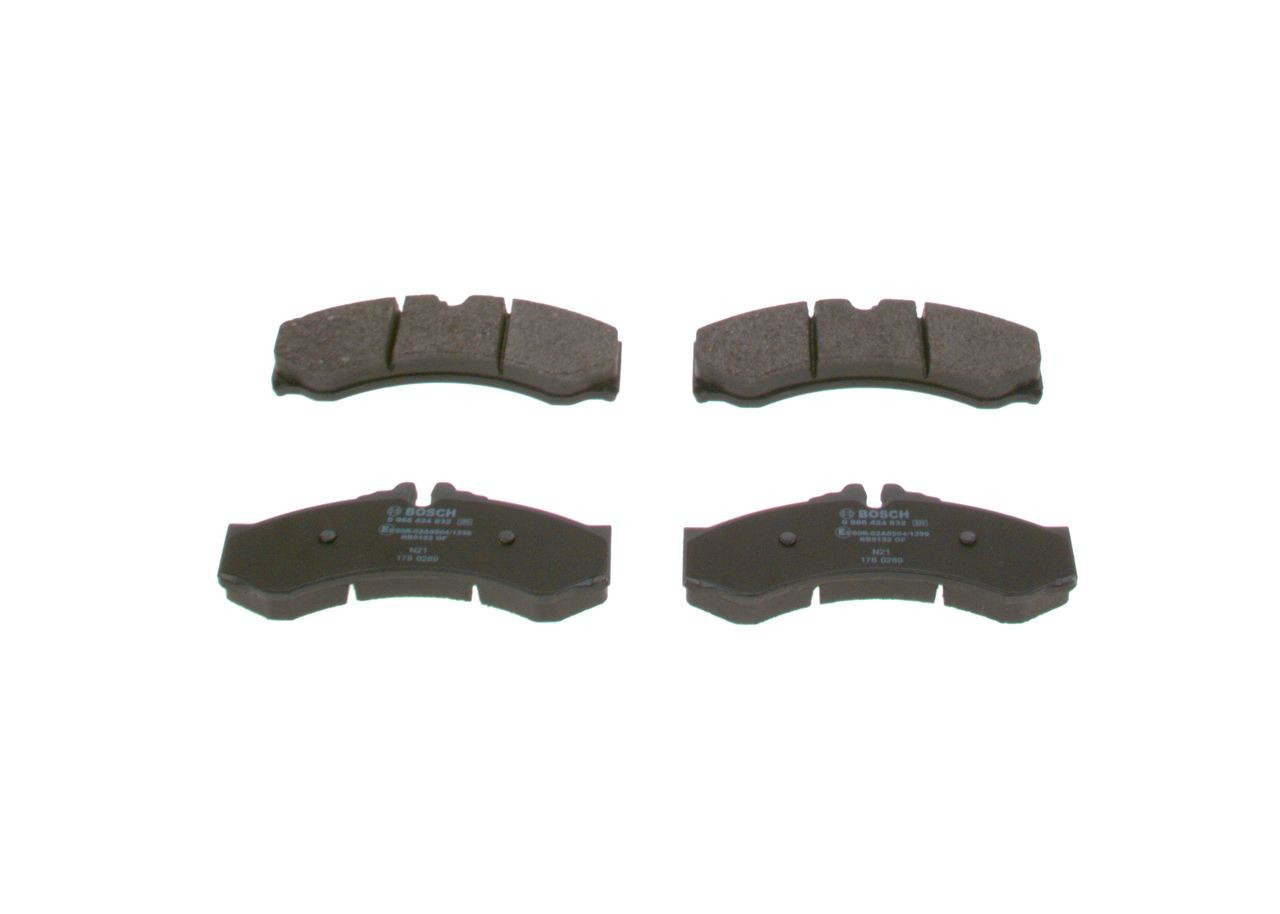 Klocki hamulcowe przednie tarczowe Bosch 0986424832 cena, od 24,51 USD