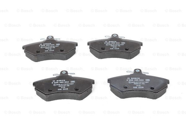 Do koszyka 0986460944 Bosch Klocki hamulcowe przednie tarczowe