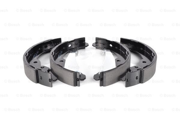 0986487555 Bosch Klocki hamulcowe tylne bębnowe