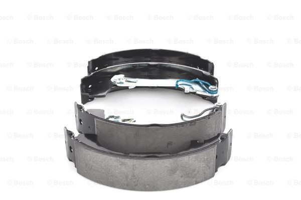 Do koszyka 0986487703 Bosch Klocki hamulcowe tylne bębnowe