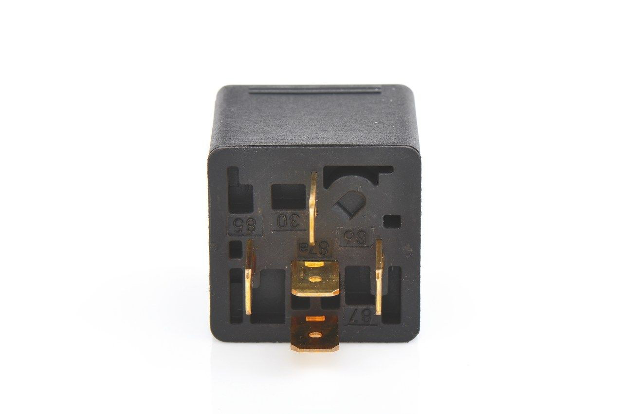  Bosch 0986AH0135 cena, od 5,77 USD