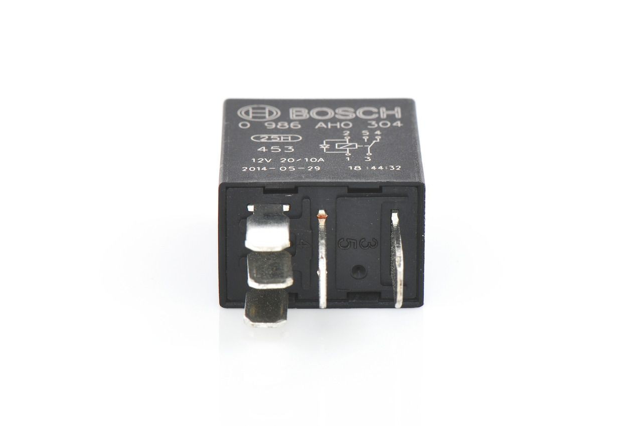 Elektryczne przekaźnik wielofunkcyjne Bosch 0986AH0304