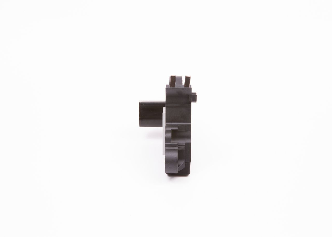 Regulator alternatora (przekaźnik ładowania) Bosch 1986AE0014 cena, od 43,28 USD