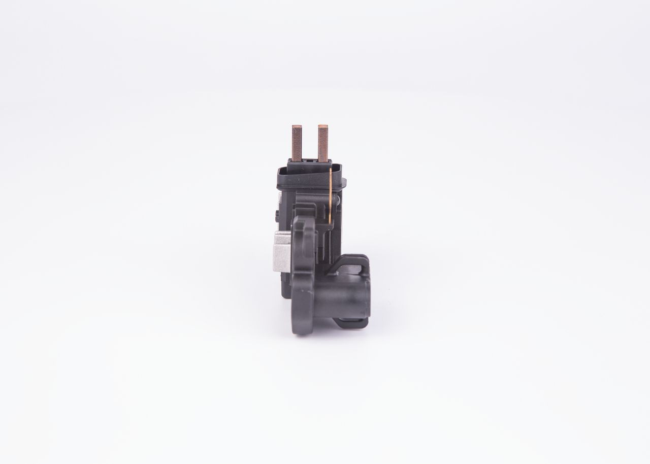 Regulator alternatora (przekaźnik ładowania) Bosch 1986AE0100 cena, od 42,90 USD