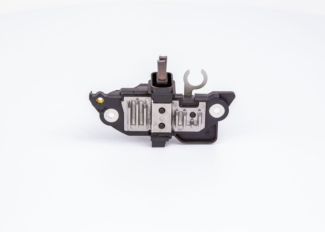 Regulator alternatora (przekaźnik ładowania) Bosch 1986AE0119 cena, od 44,23 USD