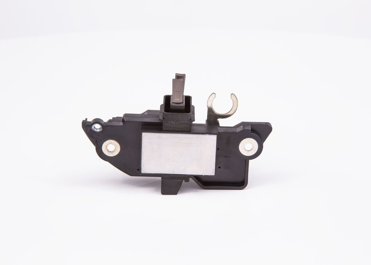 Regulator alternatora (przekaźnik ładowania) Bosch 1986AE0131 cena, od 43,71 USD
