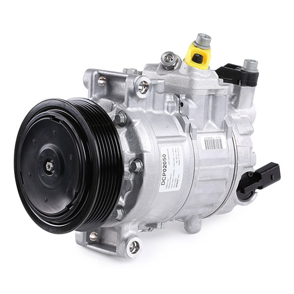 Sprężarka klimatyzacji Denso DCP02050 cena, od 219,63 USD