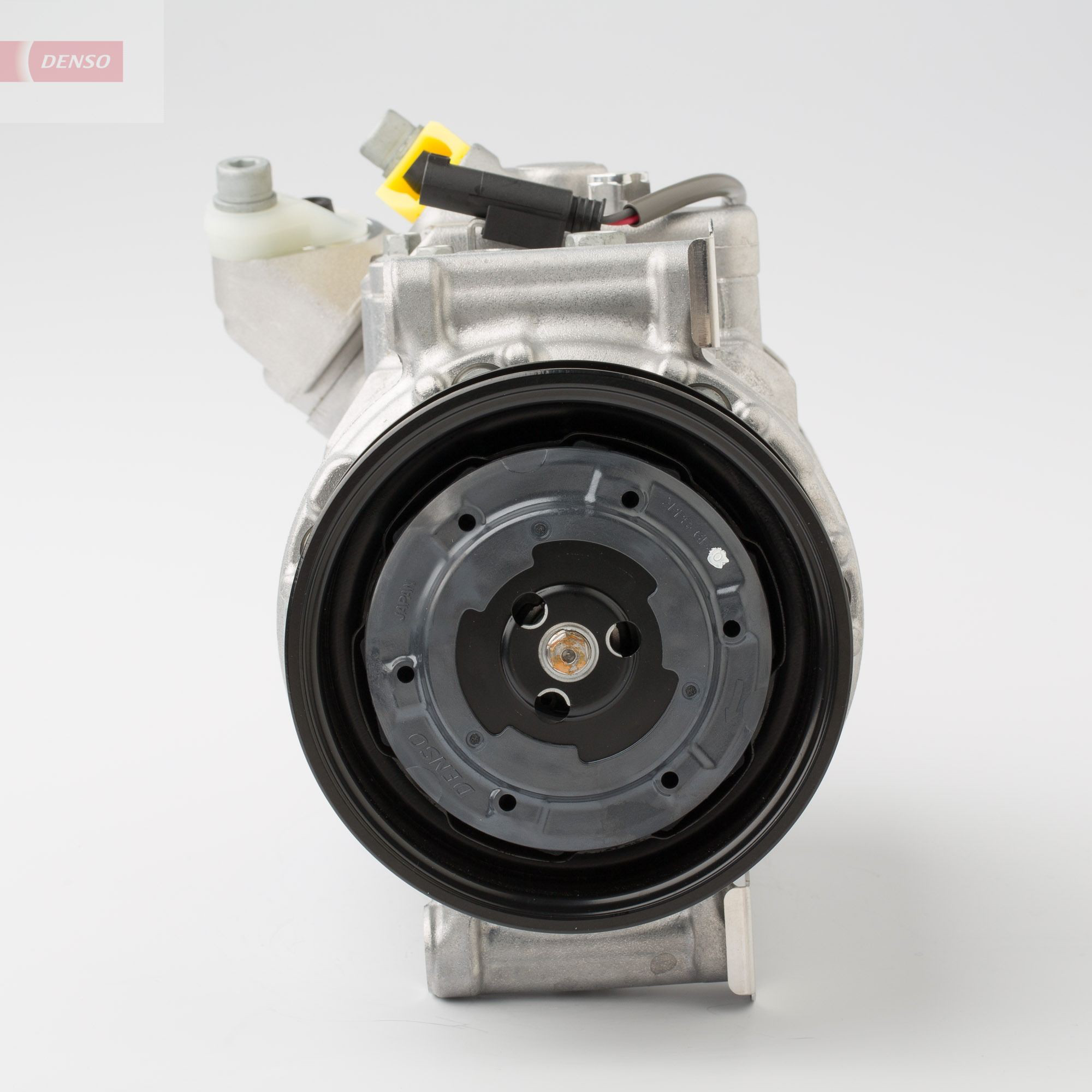 Sprężarka klimatyzacji Denso DCP05032 cena, od 335,50 USD