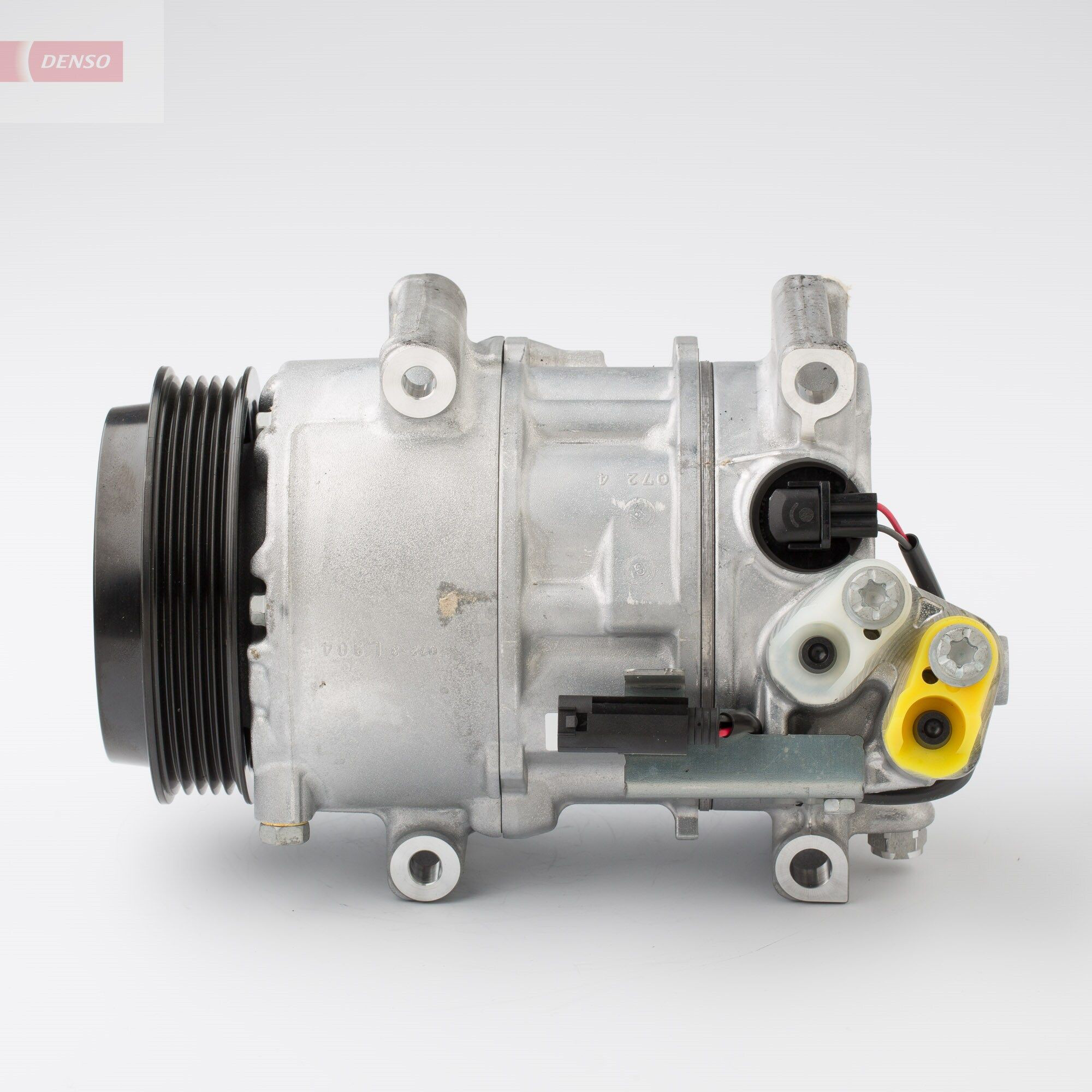 Sprężarka klimatyzacji Denso DCP17070 cena, od 261,54 USD