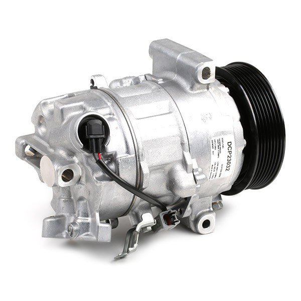 Sprężarka klimatyzacji Denso DCP23032 cena, od 415,67 USD