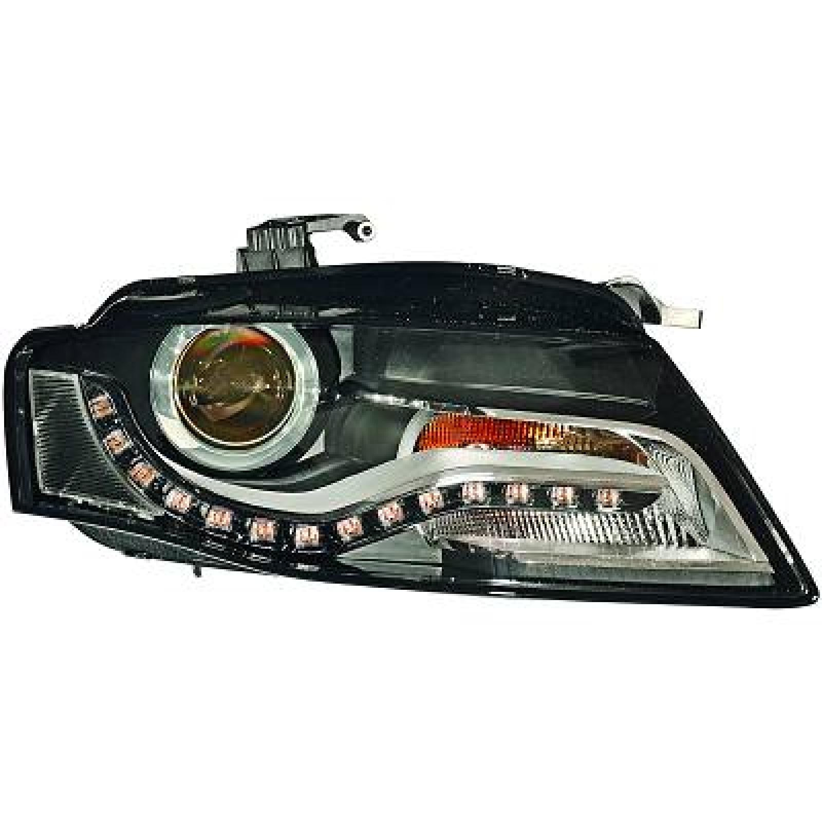 Reflektor prawy Audi A4 B8 sedana (8K2) (2007 - 2015) cena, od 377,62 USD