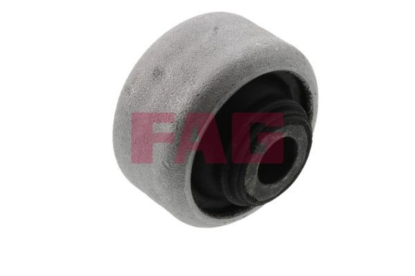  Silentblock przedniego wahacza dolnego Peugeot 207 