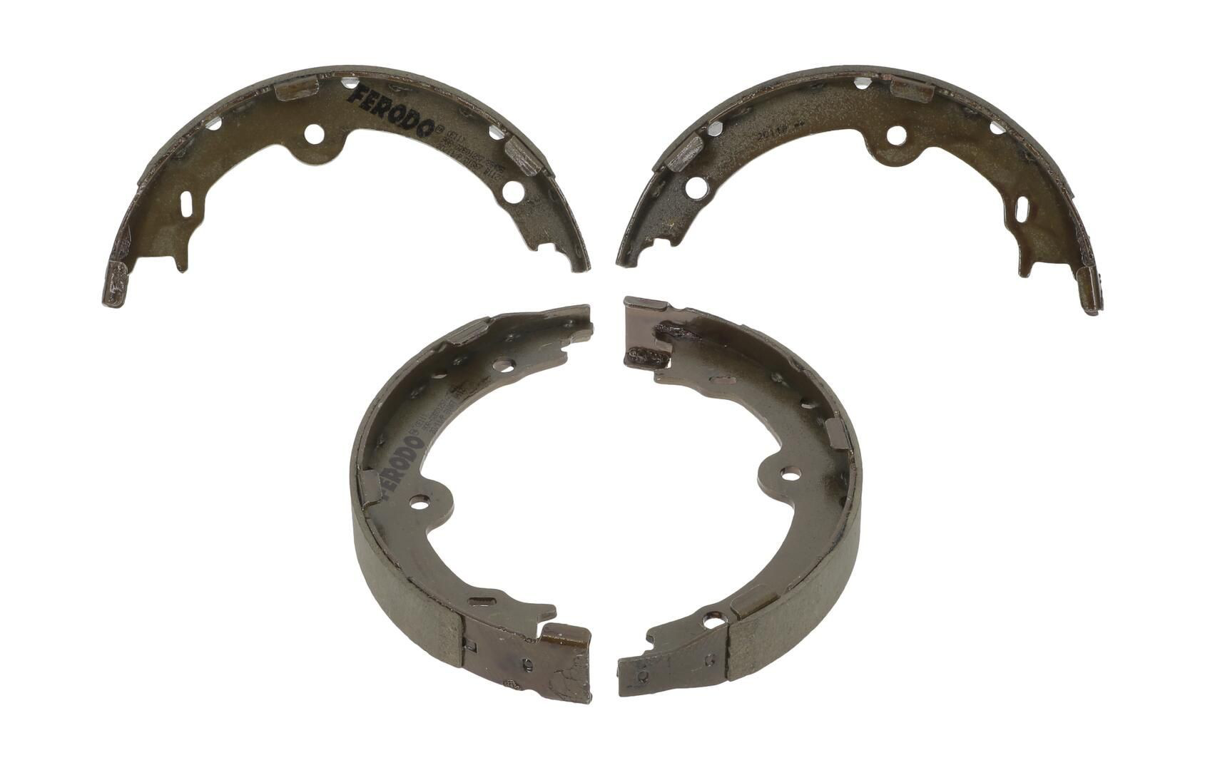 Klocki hamulca ręcznego Lexus LS 460/460L sedana (USF4) (2006 - 2026) cena, od 44,35 USD