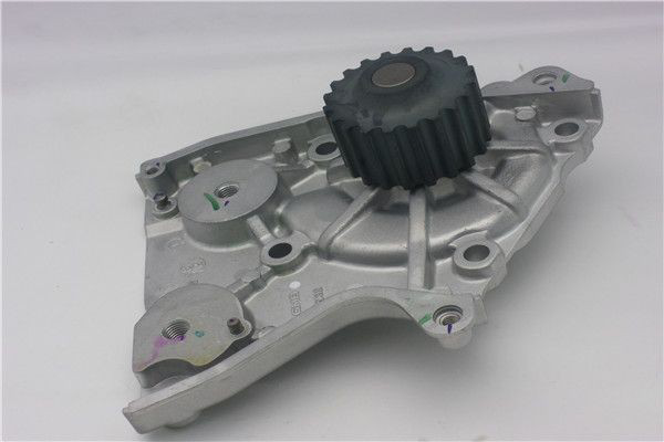  Pompa chłodząca wodna Mazda 929 3