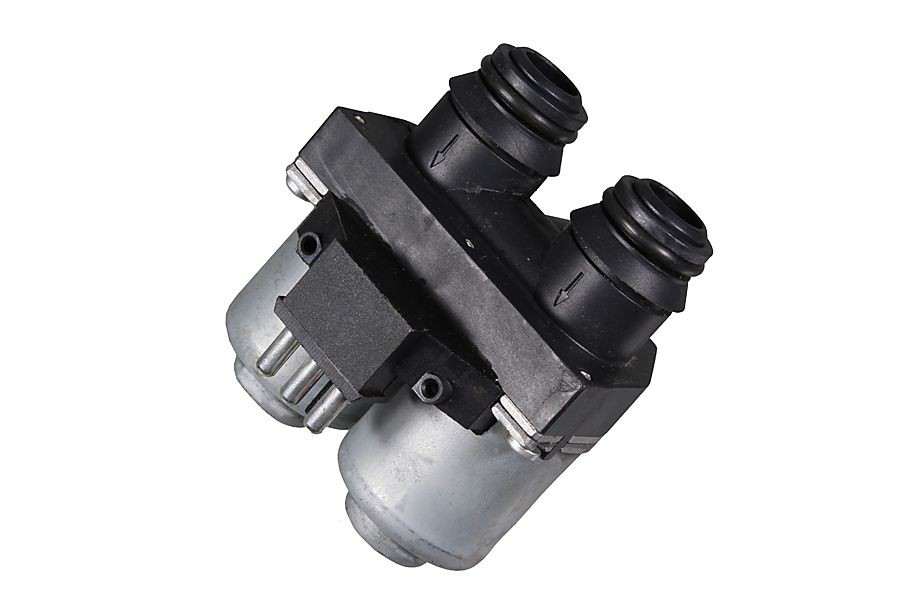 Zawór nagrzewnicy (ogrzewacza) Mercedes E sedana (W124) (1984 - 1993) cena, od 201,47 USD