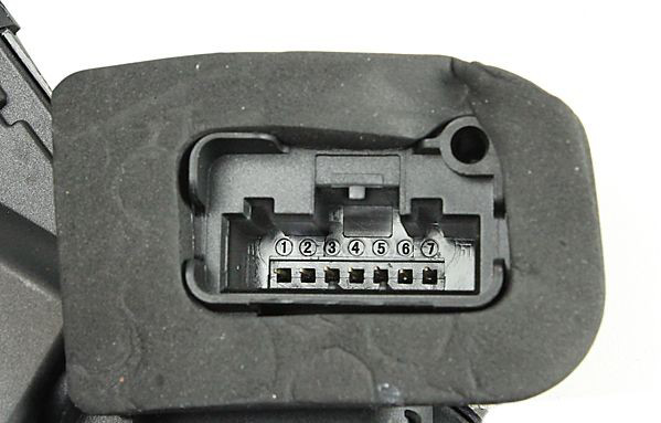 Zamek drzwi tylnych prawych Skoda Rapid hatchback (NH3, NK3, NK6) (2012 - 2022) cena, od 46,21 USD
