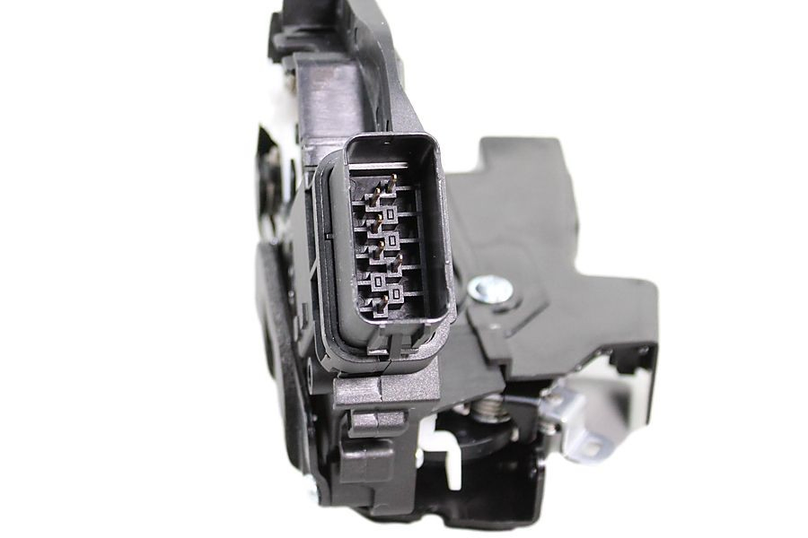  Zamek drzwi przednich lewych Volvo XC70 2