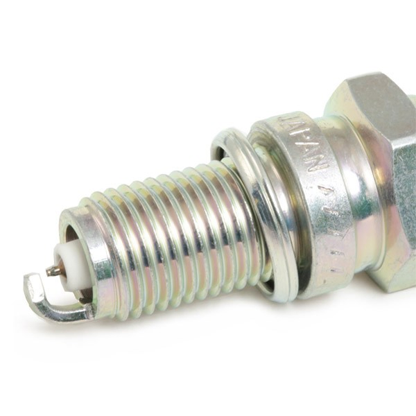  NGK 2202